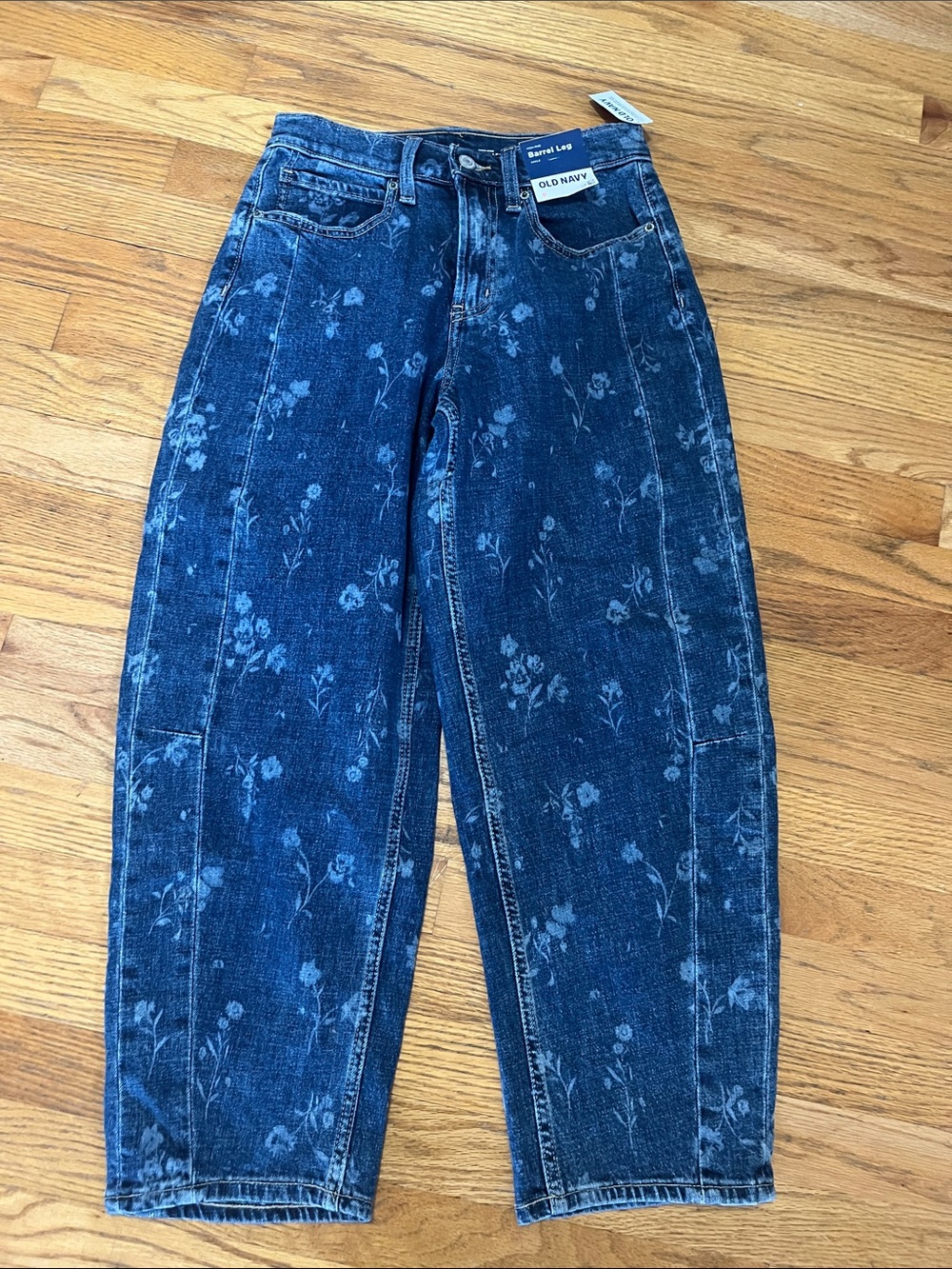 Old Navy Dark Blue Floral Print barrel Jeans 0 new